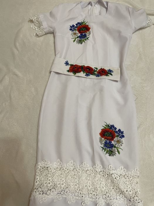 Вишете плаття дуже красиве