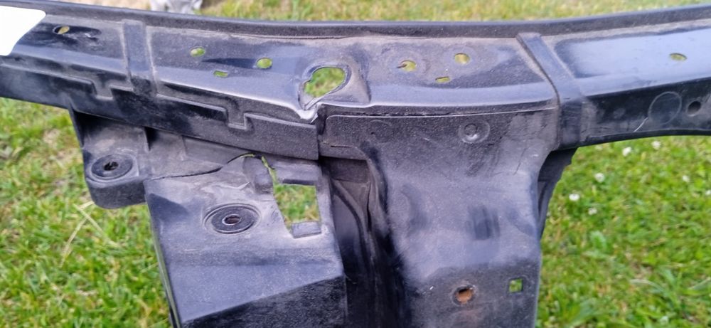 Передня панель Kia Ceed 2011 телевізор Kia Ceed