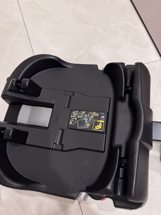 Автокрісло-коляска Doona X + База isofix