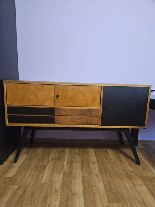 Komoda w stylu Vintage