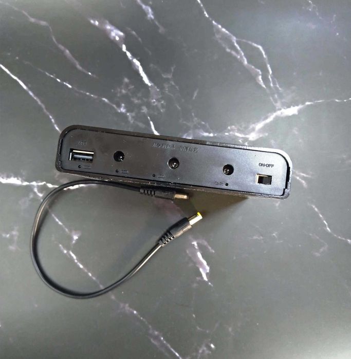 Повербанк з виходом 12 вольт для роутера, камери, термінала