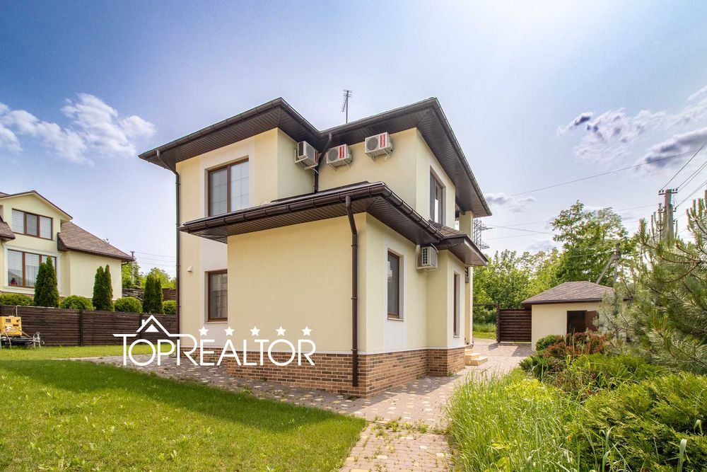 Продам 2-поверховий будинок з ремонтом Флорінка-2 (Флоринка)