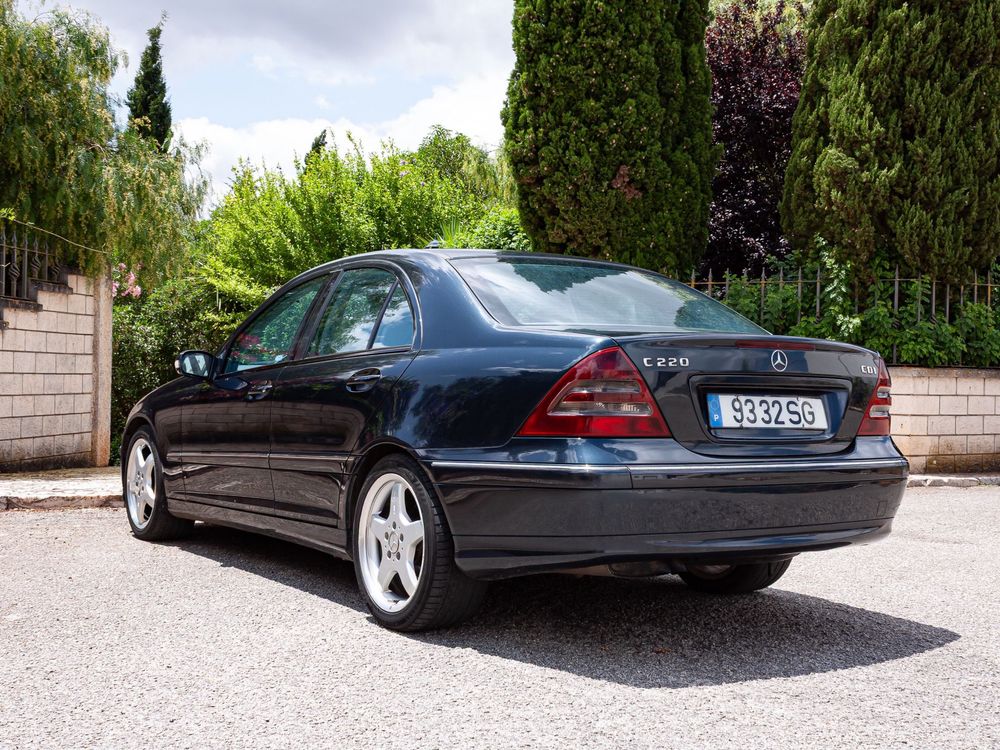 MERCEDES C220 avantgard