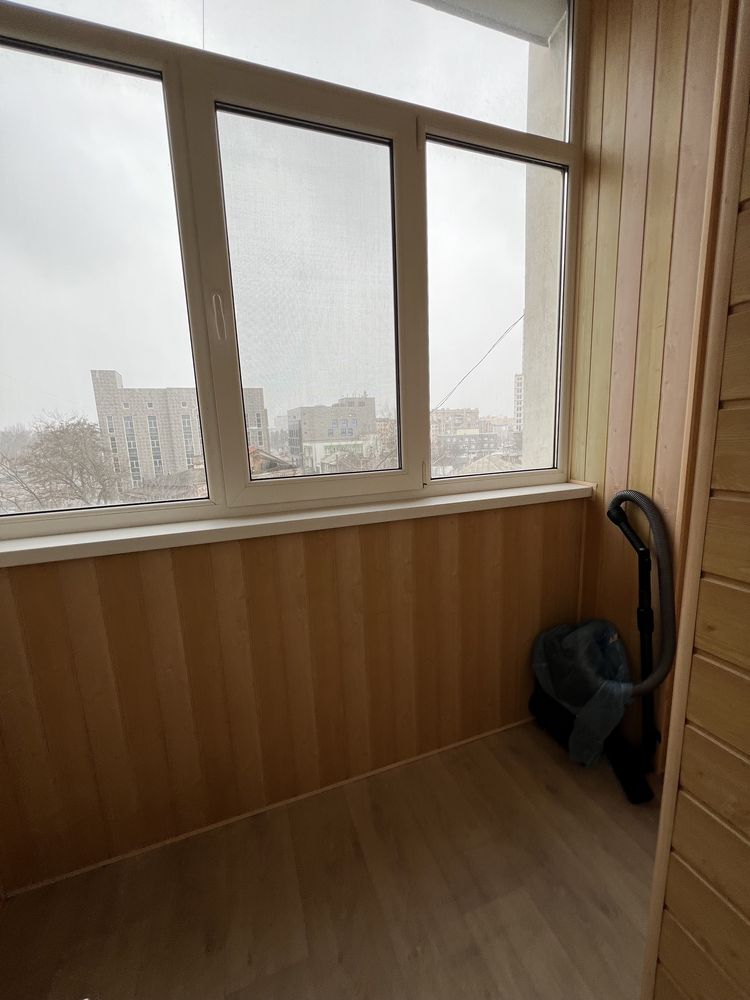 Є-відновлення Продам 2 комнатную квартиру, Метро Защитников Украины