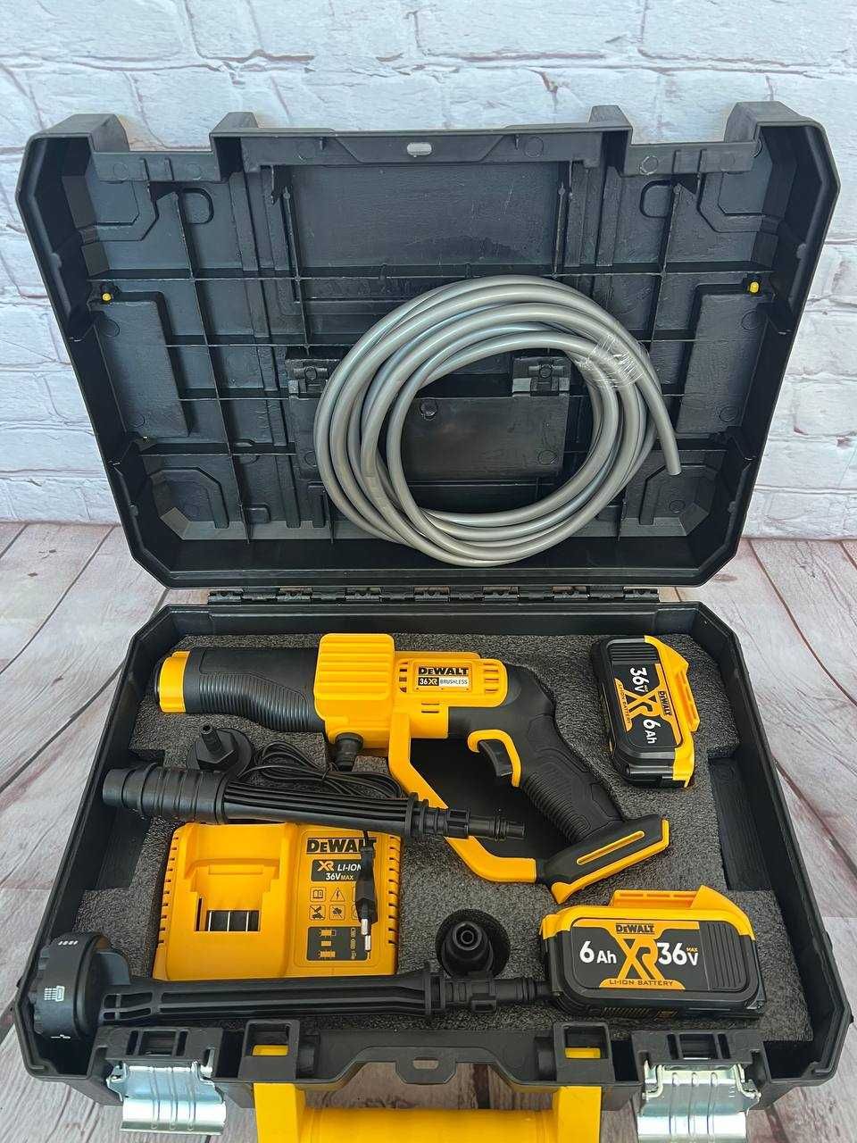 Мойка Акумуляторна DeWalt DCPW550B мийка ручна 2 акумулятора 36 Вт 6 а
