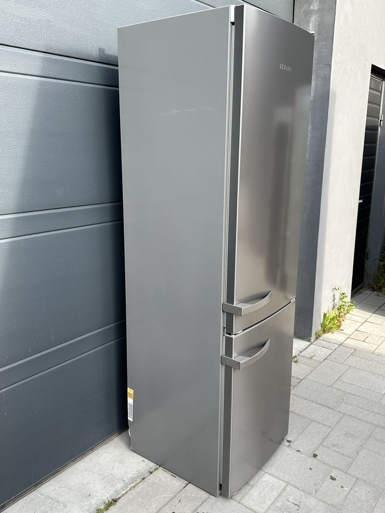 Холодильник Miele FN9752 i