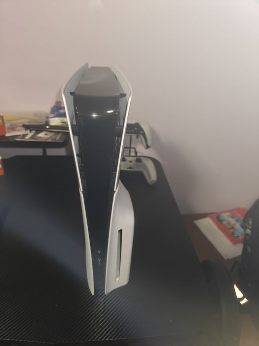 PlayStation 5 Slim 1TB v12