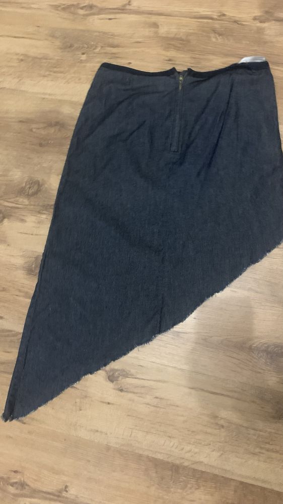 Spódnica asymetryczna r. M/L kieszeń, ściągacz w pasie