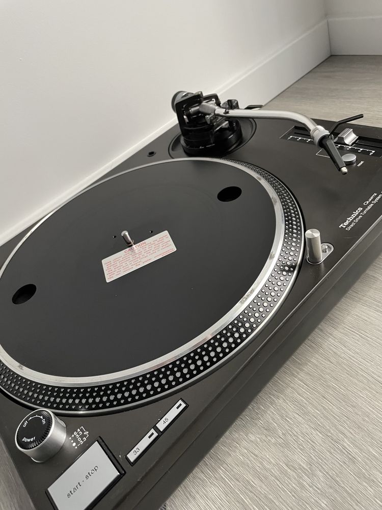 Technics 1210 Mk5 + 1210 M3d