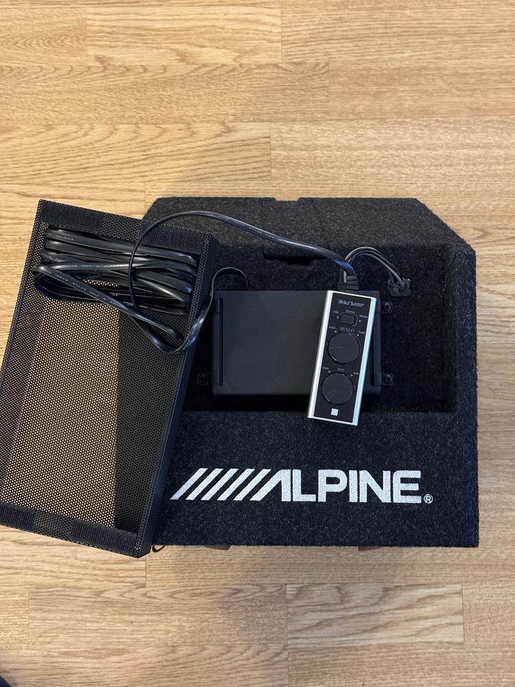 Subwoofer ALPINE SWE-815+pilot