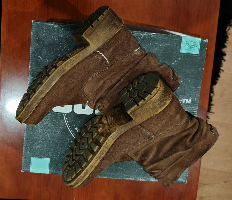 Botas em Camurça da marca Coolway