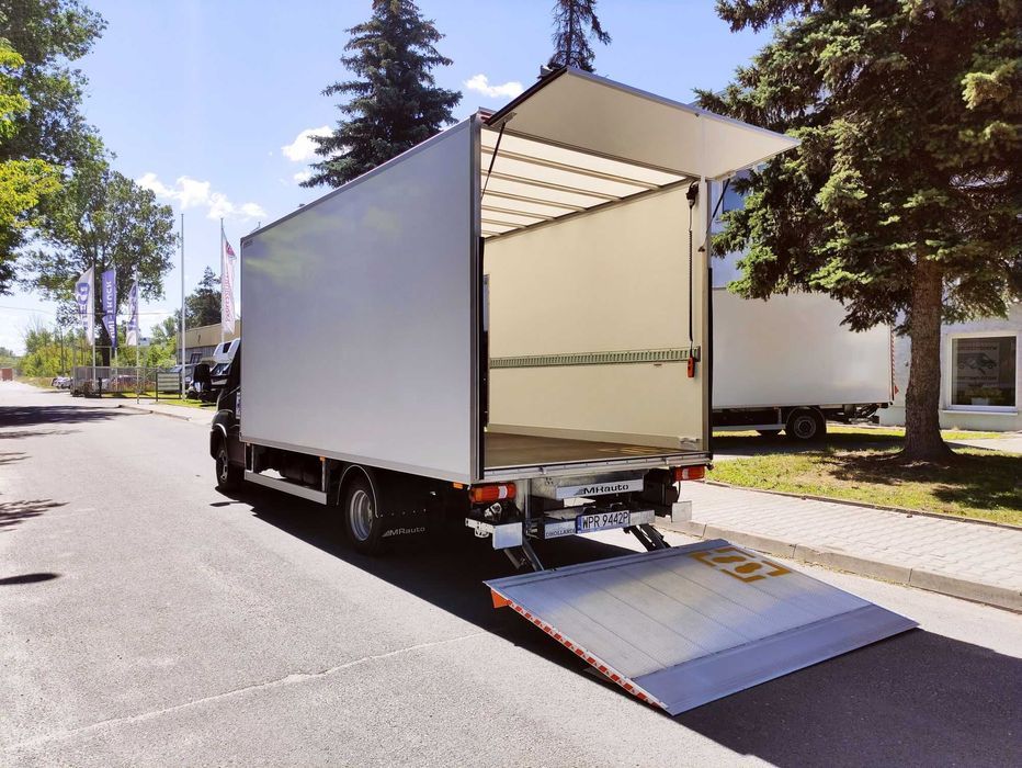 Wynajem Iveco Daily kontener/winda/skrzynia 10 EP/dostawczy/paleciak