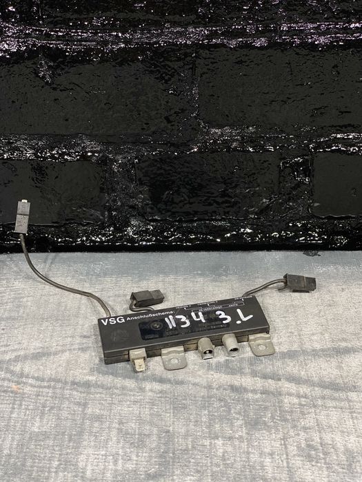 Антена БМВ Е32 Е34 65241382432