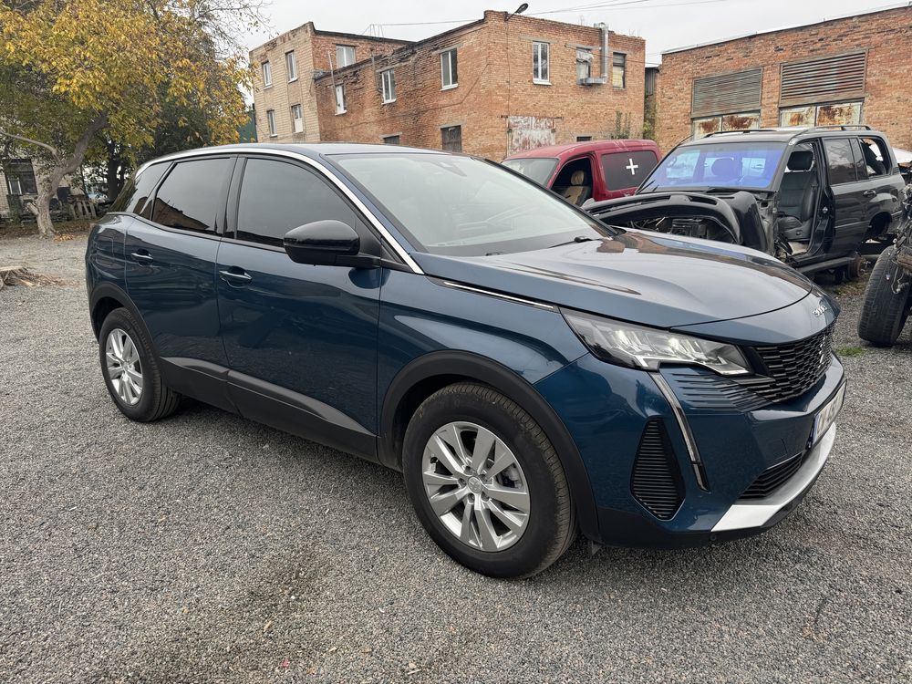 Крило Четверть Peugeot 3008 рестайлінг