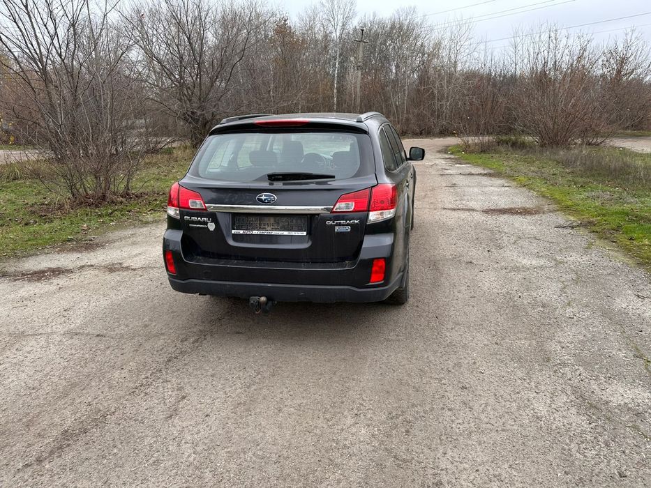 Субару аутбек 2013