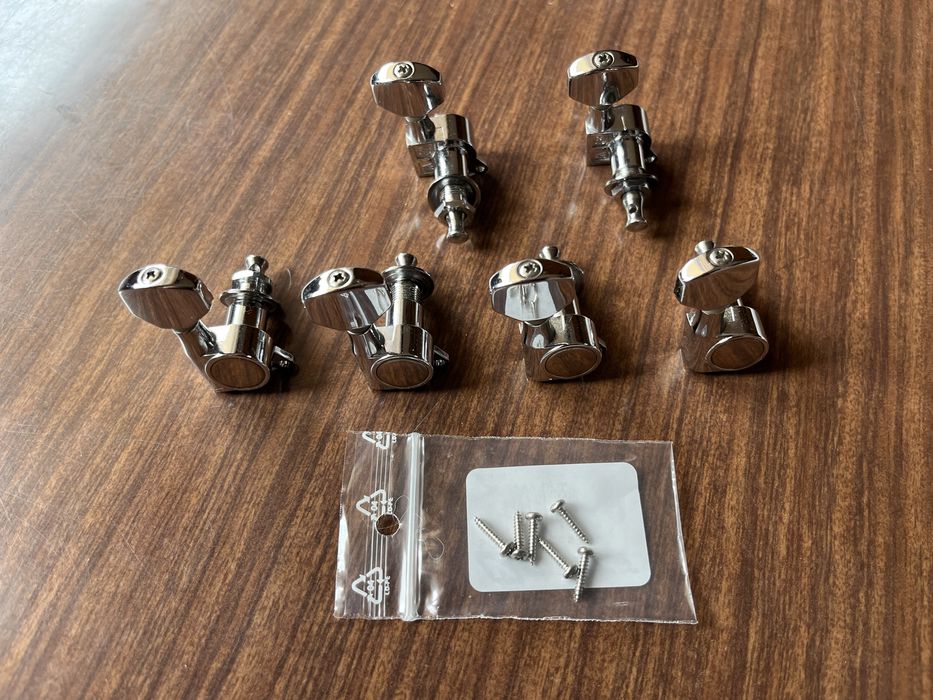 Klucze do gitary 4 + 2 Music Man Sterling