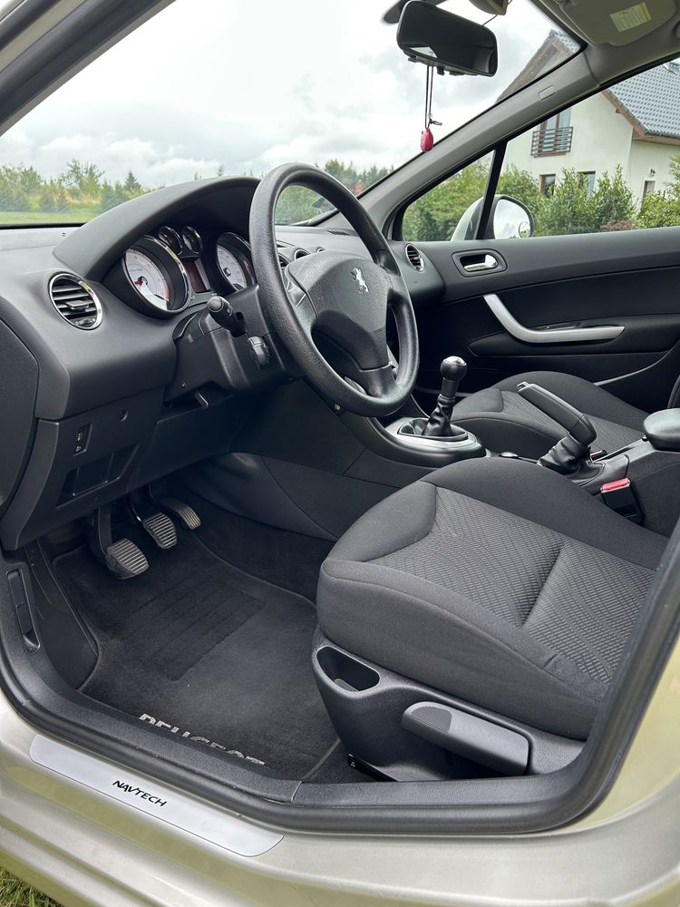 Peugeot 308 stan idealny polski salon