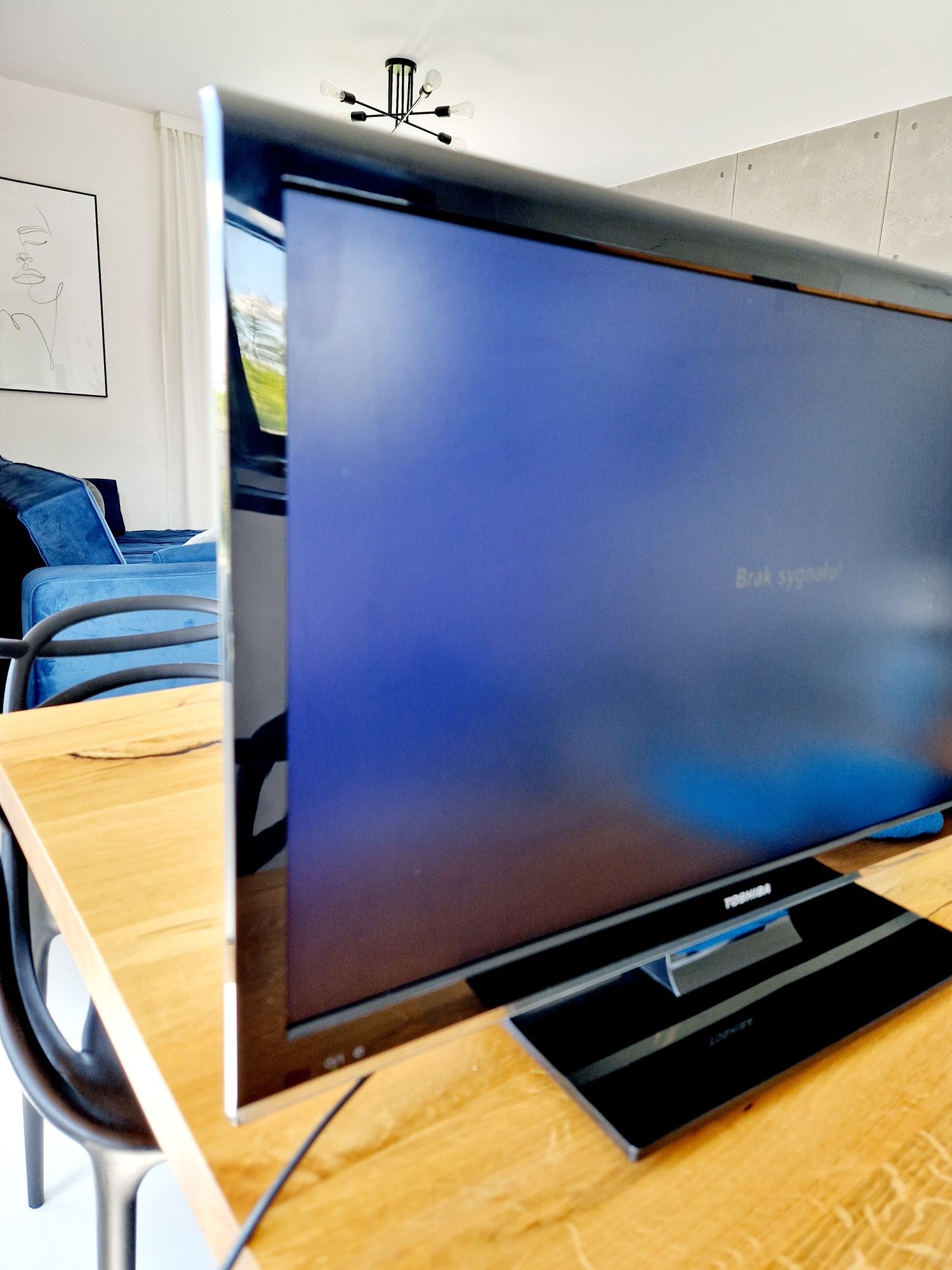 Telewizor Toshiba 23El933G 23 cale