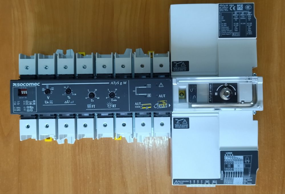 ATyS G M Моторизований перемикач АВР 4х100А 93544010