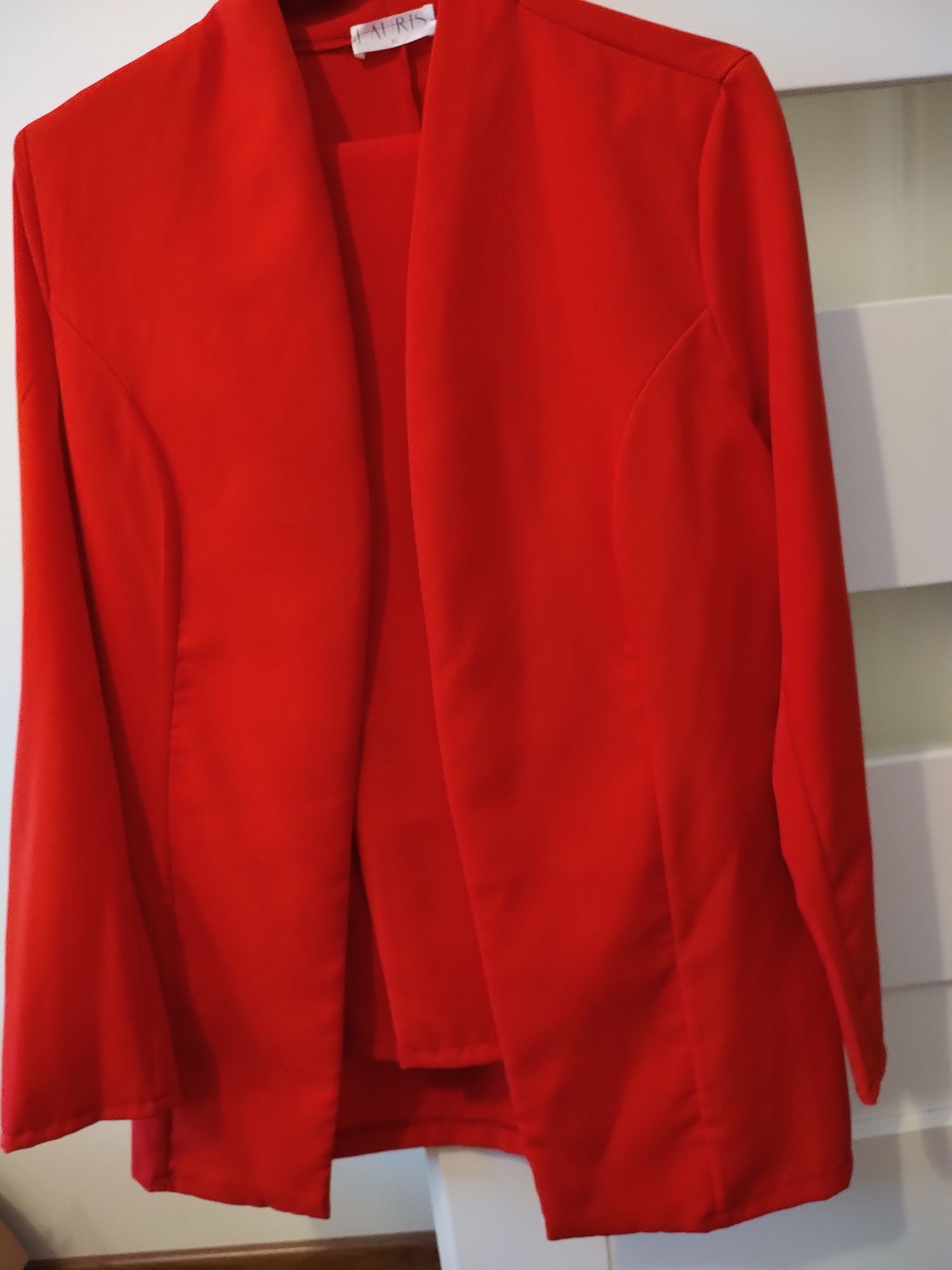 Elegancki garnitur damski