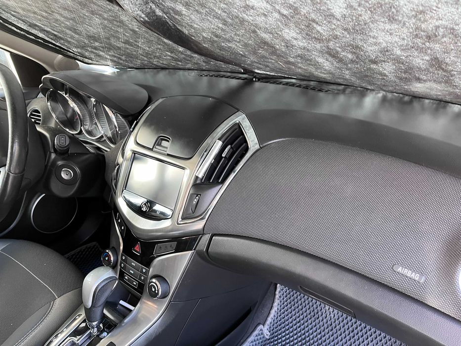 Chevrolet cruze j300 2014