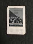 Amazon Kindle D00901 uszkodzony