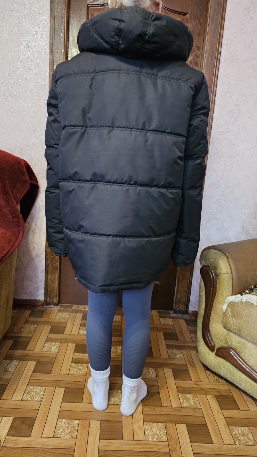 Продам зимнюю мужскую, стёганую  курточку,