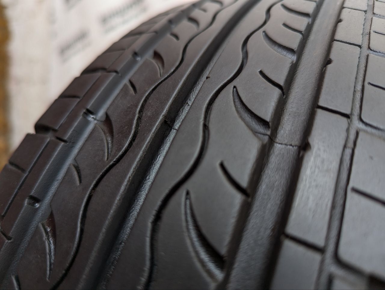 Шина 185/65 R 15 KUMHO Solus KH17. Одне колесо. Розпаровка.