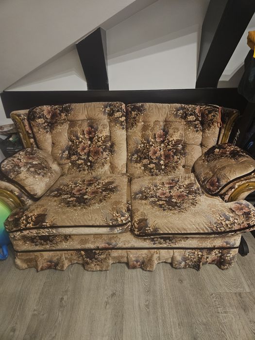 Sofa do siedzenia  kwiaty