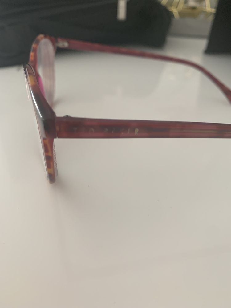 Armação / Óculos de ver da marca Ted Baker
