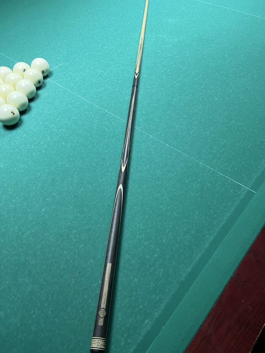 Бильярдный кий Цветок махенга черный граб 4 лучевой напряженный AS