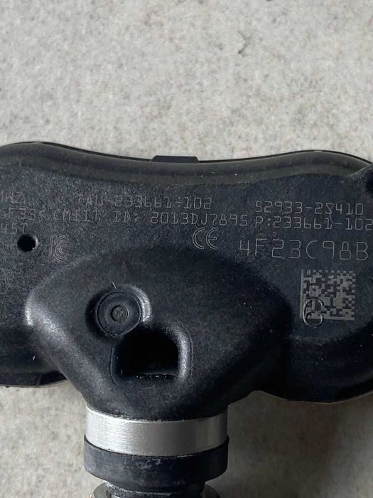 TPMS датчик тиску в шинах TRW TAU‑233661‑102 / 52933‑2S410 (433 MHz)