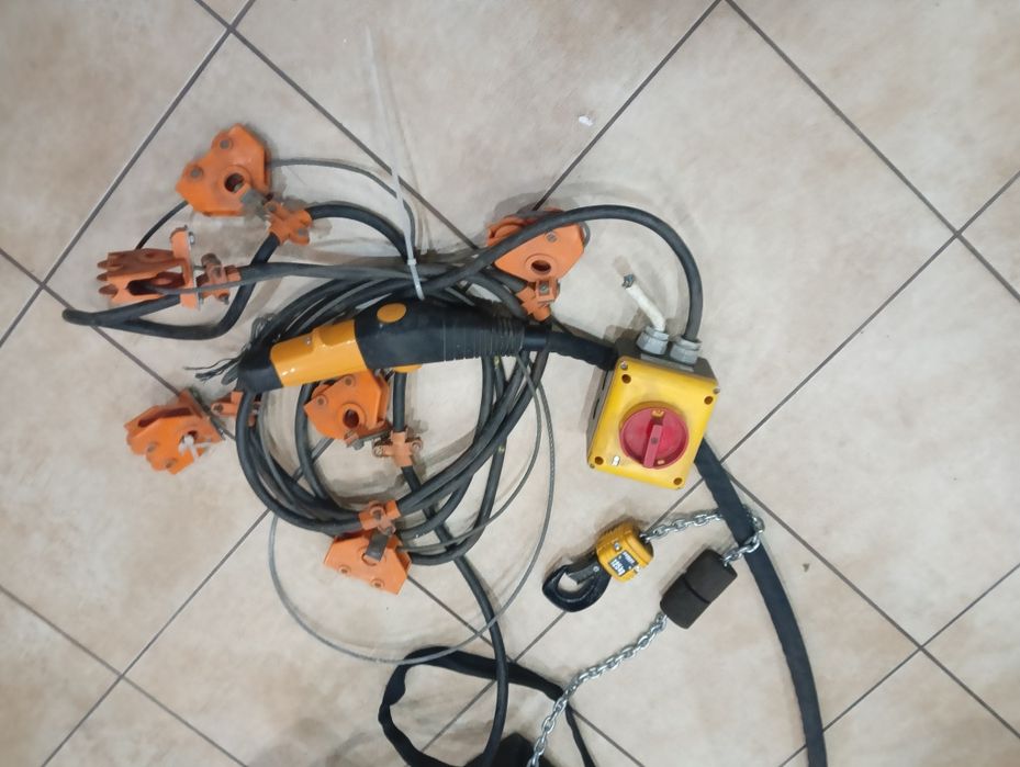 Wyciągnik  łańcuchowy wyciągarka demag 125 kg suwnica