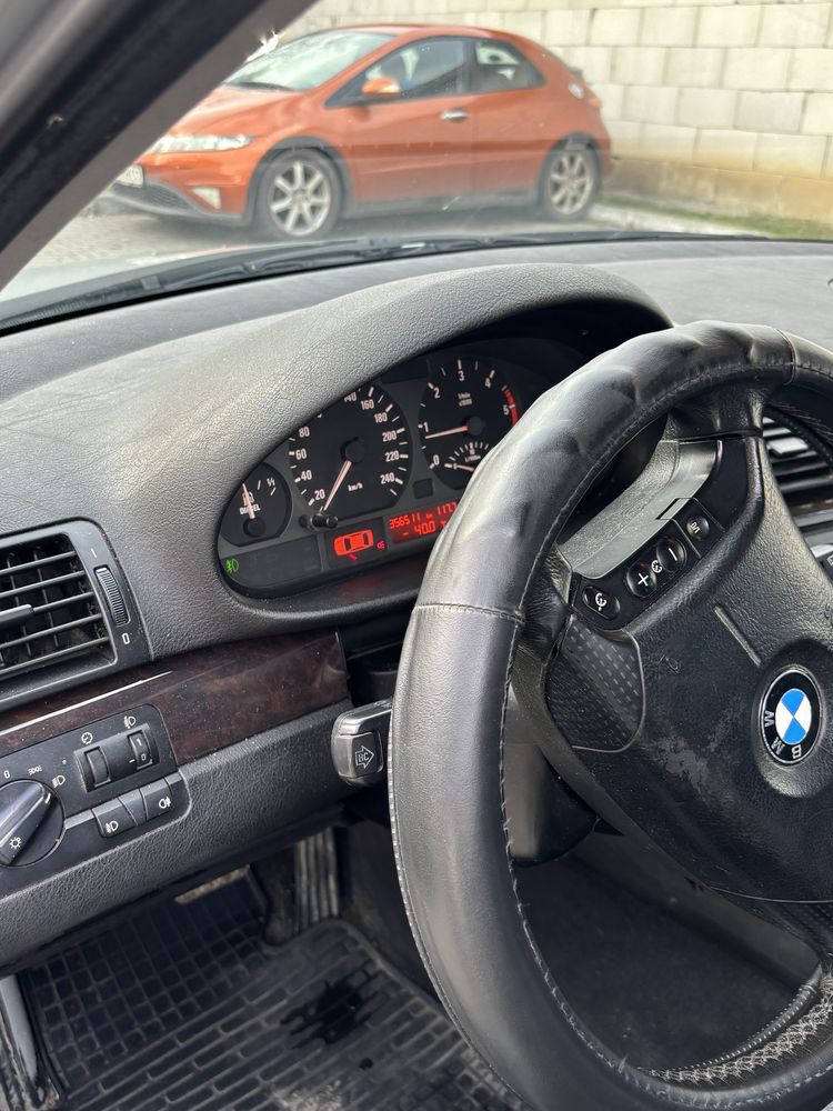 BMW 320d. Автомат