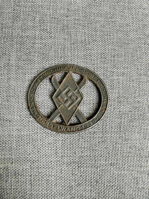 Rzadka Odznaka Nesselwang HJ 1935/36r.