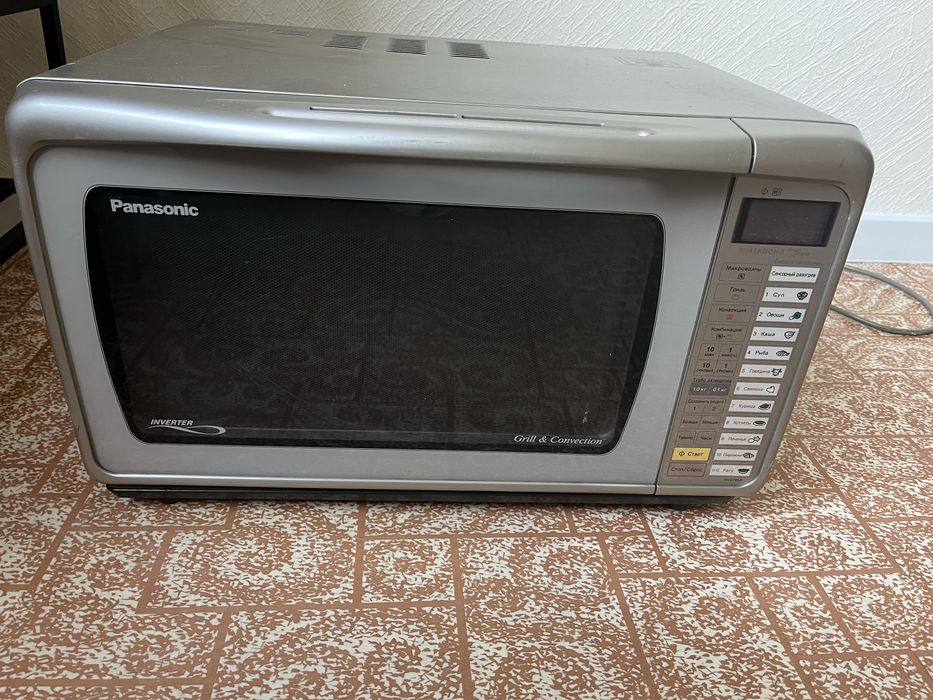 Продам инверторную микроволновую печь Panasonic NN-C785JF
