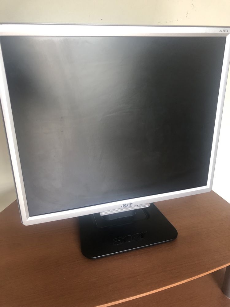 Monitor Acer AL1916