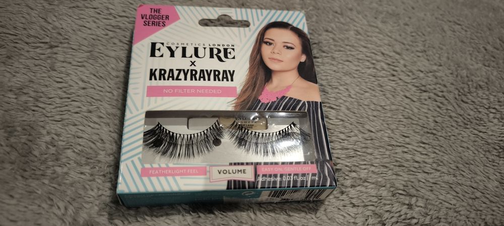Duże sztuczne rzęsy Eylure