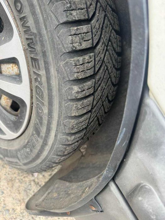 ПРОДАМ Ford Transit (грузовой микроавтобус)