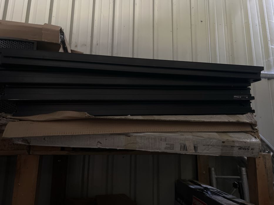 Palco / extrado 10 m2 10x Stairville iX Stage 1x1m