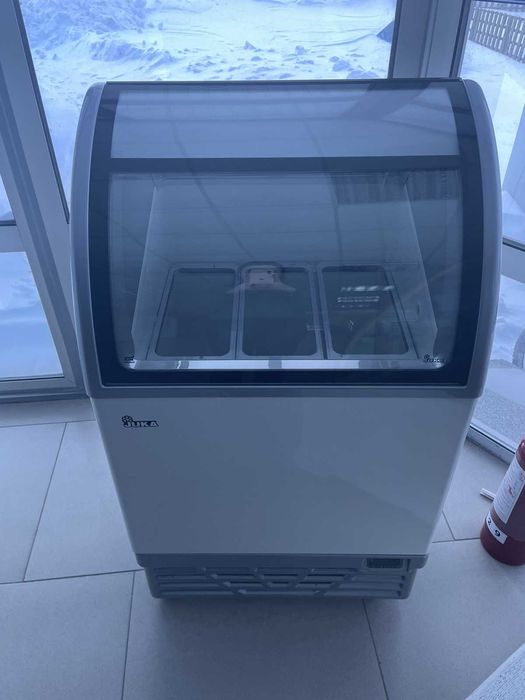 Witryna do lodów gałkowych na 3 smaki, dystrybutor, witryna mroźnicza