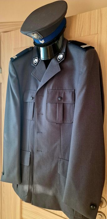 Mundur wyjsciowy POLICJA z czapką! Stan bdb! -  OKAZJA!