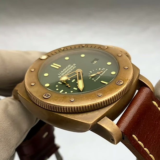 Механічний годинник автопідзавод Luminor Submersible Panerai bronze