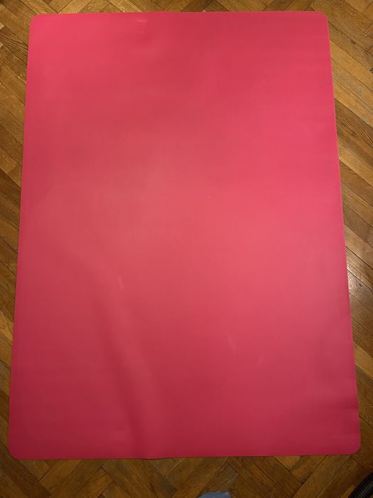Mata ochronna zabezpieczająca pod krzesło magenta różowa 140x100
