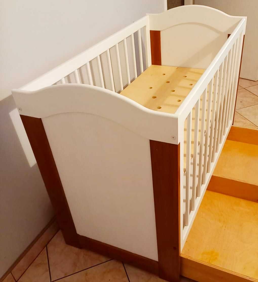 Łóżeczko dla dziecka drewniane z szufladą