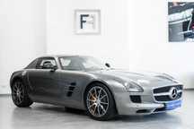 Mercedes-Benz SLS 63 AMG Standard