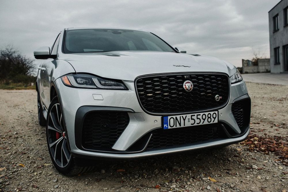 Jaguar F-Pace F-PACE SVR, niski udokumentowany przebieg, serwis ASO, f-ra VAT 23%
