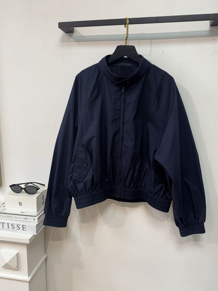 Бомбер-куртка Uniqlo
