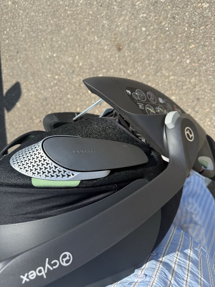 Автокрісло Cybex Cloud T i-Size Sepia Black сайбекс
