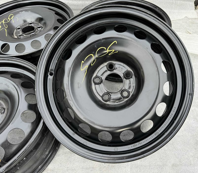 4x felga stalowa 6,5Jx16 VW Golf Audi A3 Seat Skoda 5x100 ET42 nowe